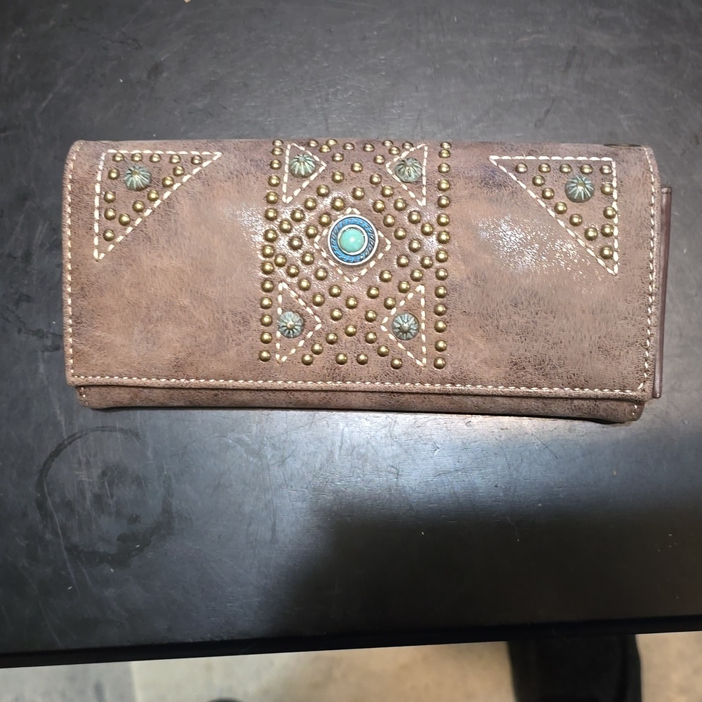 Montana west wallet